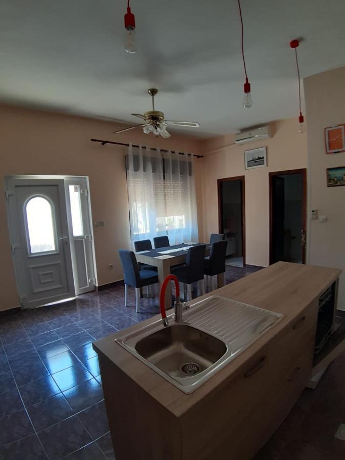 Apartment T&L Vir Exterior foto